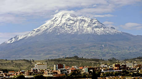 ¿Por qué el volcán Chimborazo es el punto más alejado del centro de la tierra, por encima del Everest?