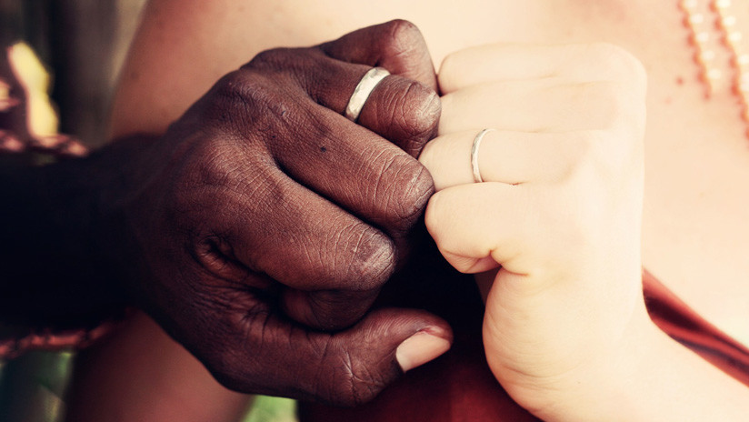 EE.UU.: Pretenden casarse y les niegan el salÃ³n de fiestas por ser una pareja de distintas razas (VIDEO)