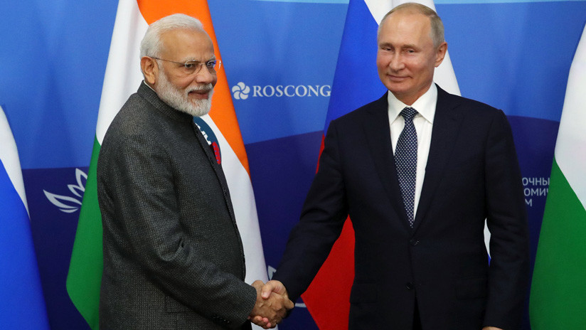 Construcción naval y suministro de armas por 14.500 millones de dólares: todo lo que acordaron Rusia y la India