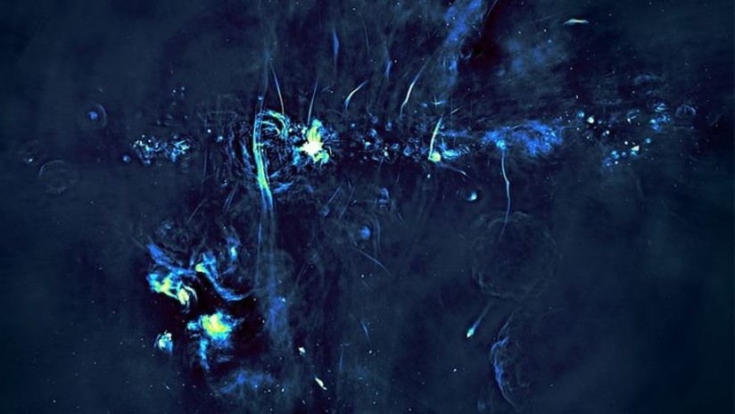 Detectan “burbujas” gigantes alrededor de agujero negro del centro de la Vía Láctea Detectan “burbujas” gigantes alrededor de agujero negro del centro de la Vía Láctea