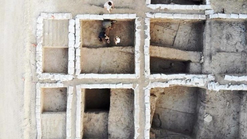 FOTOS: Excavan en Israel una importante ciudad comercial egipcia de 5.300 años de antigüedad