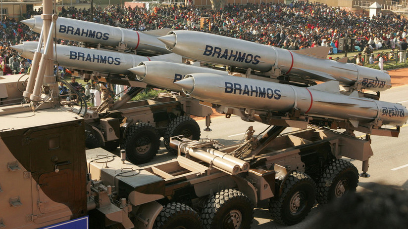 El BrahMos deja de ser ruso-indio: India prueba su misil supersónico con componentes propios
