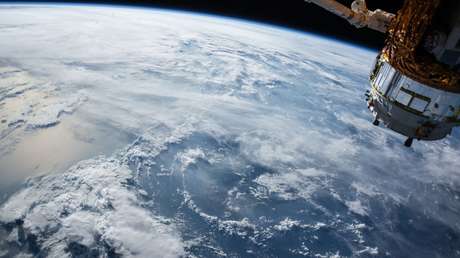 Fuerza Aérea de EE.UU. alerta sobre el posible choque de un módulo estadounidense contra un satélite soviético