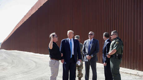 Donald Trump visita una sección del muro fronterizo en California (EE.UU.). 18 de septiembre de 2019.