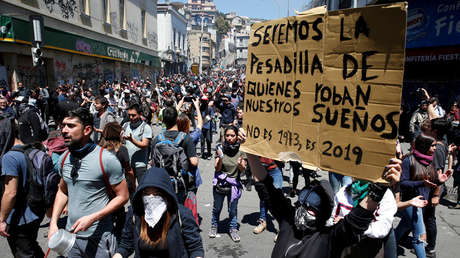 Resultado de imagen para protesta chilenos