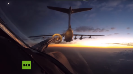 VIDEO: Dos 'Cisnes Blancos' de Rusia llegan a Sudáfrica para fortalecer la cooperación militar entre ambos países