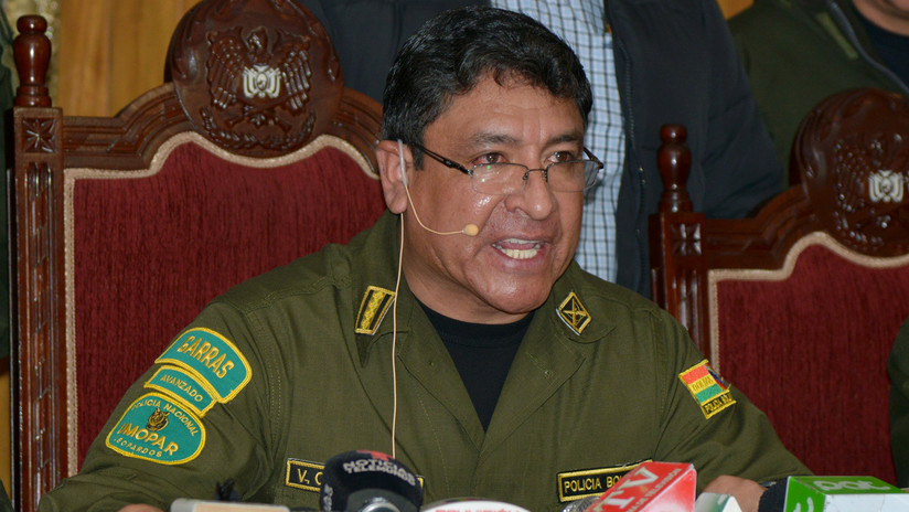 El Comandante General de la Policía de Bolivia presenta su El Comandante General de la Policía de Bolivia presenta su