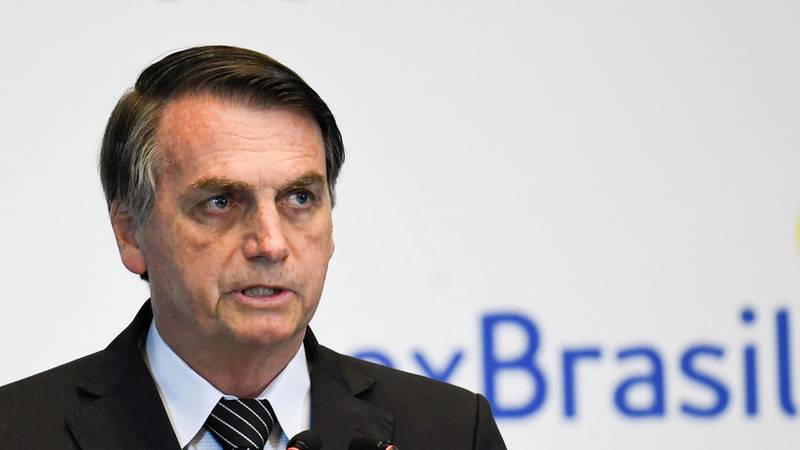 "Lo peor está por venir": Bolsonaro augura una catástrofe "criminal" tras el derrame de petróleo en Brasil