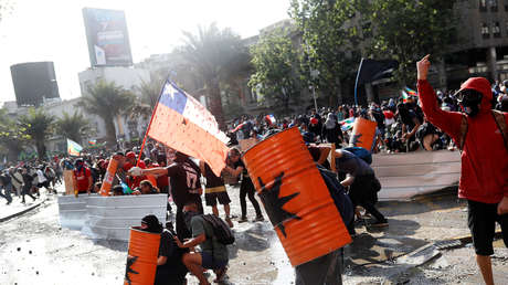 VIDEO: Nueva jornada de protestas en Santiago de Chile contra el Gobierno de Piñera