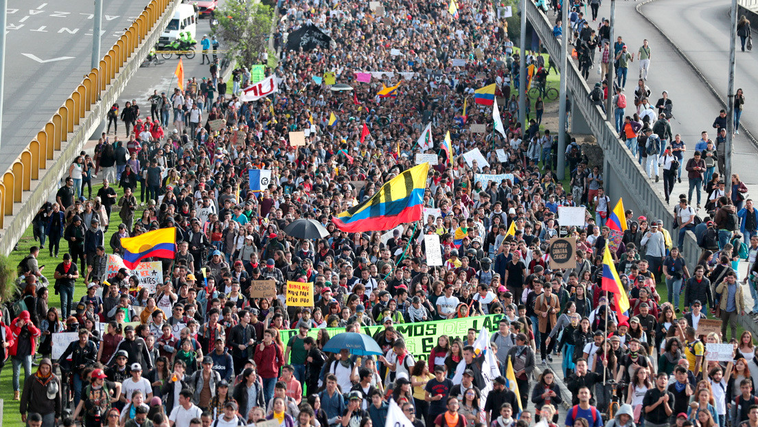 Resultado de imagen para Tercera huelga general en Colombia contra el 'paquetazo' del gobierno de Duque