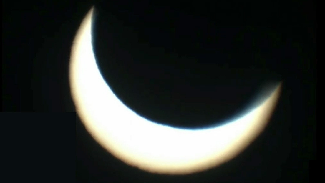 VIDEO: El último eclipse solar de la década deslumbra con su peligroso 'anillo de fuego'
