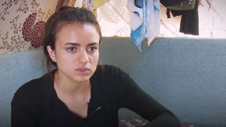 "¿Por qué?": exesclava sexual yazidí enfrenta a su violador del Estado Islámico