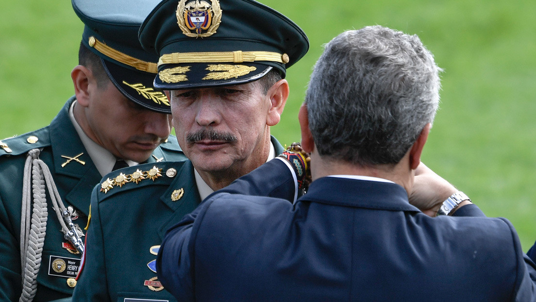Denuncian que el Ejército colombiano interceptaba ilegalmente comunicaciones de magistrados, políticos y periodistas