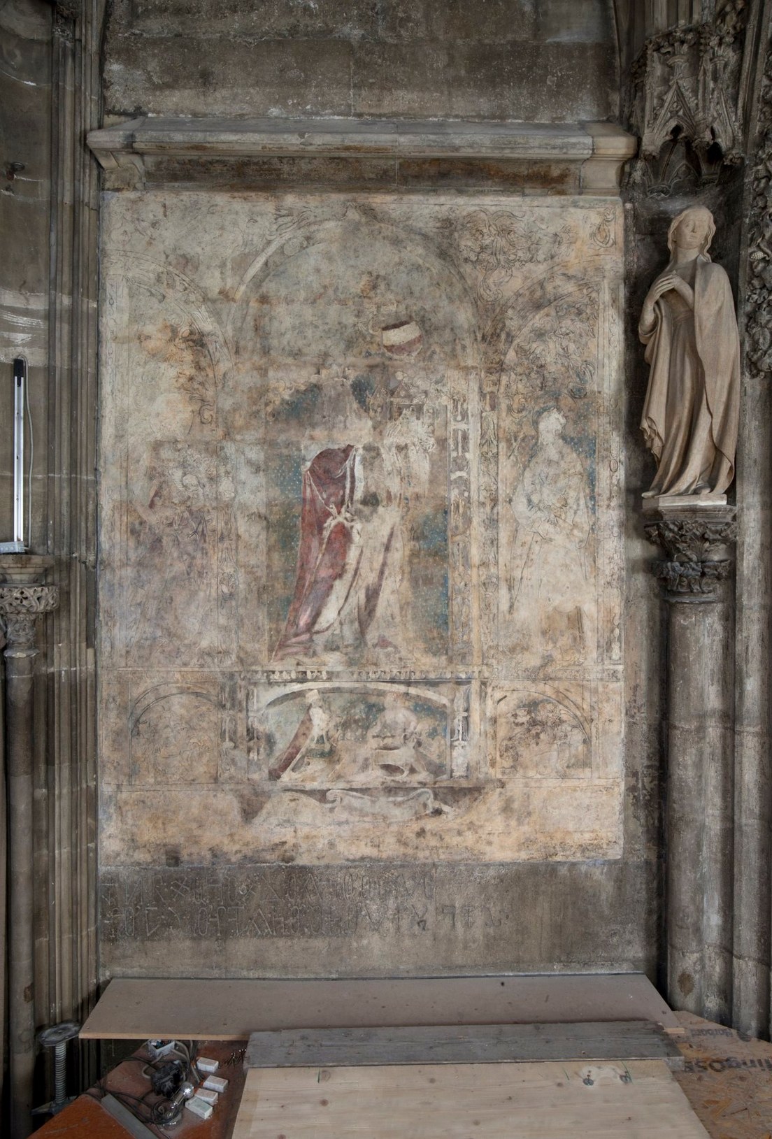 Fotografias: Descubren en una catedral de Austria una pintura renacentista que podría ser una obra perdida de Alberto Durero 5e1ea6be59bf5b14285f67f7 5e1ea6be59bf5b14285f67f7 Fotografias: Descubren en una catedral de Austria una pintura renacentista que podría ser una obra perdida de Alberto Durero