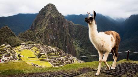 Perú instalará cámaras en Machu Picchu para protegerlo de turistas irrespetuosos