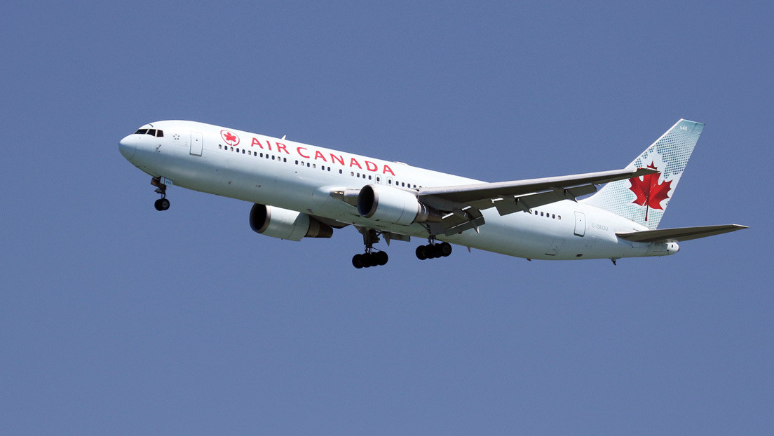EN VIVO: Aterriza con éxito en Madrid el avión en emergencia de Air Canada con 130 personas a bordo