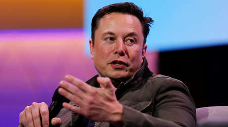 Elon Musk quiere que eliminemos Facebook