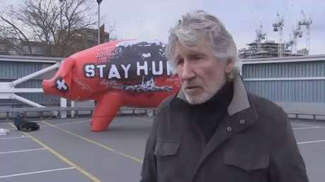"Broma asquerosa" y burla a la ley: Assange tiene "cero posibilidades" de un juicio justo en EE.UU., alerta Roger Waters en RT