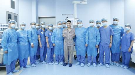 Realizan en Vietnam el primer trasplante en el mundo de un brazo entre dos pacientes vivos