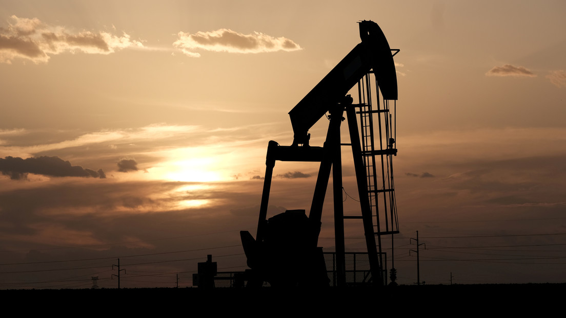 Los precios del petróleo podrían caer por debajo de cero, advierte un inversionista de Wall Street