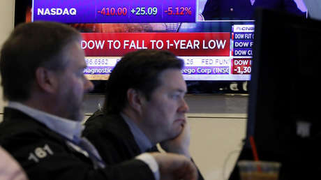 Suspenden las operaciones en Wall Street por el drástico desplome en la apertura de la sesión