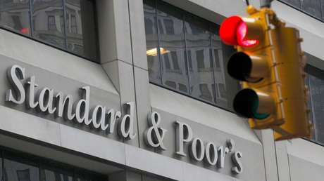 S&P prevé que el coronavirus causará una recesión global