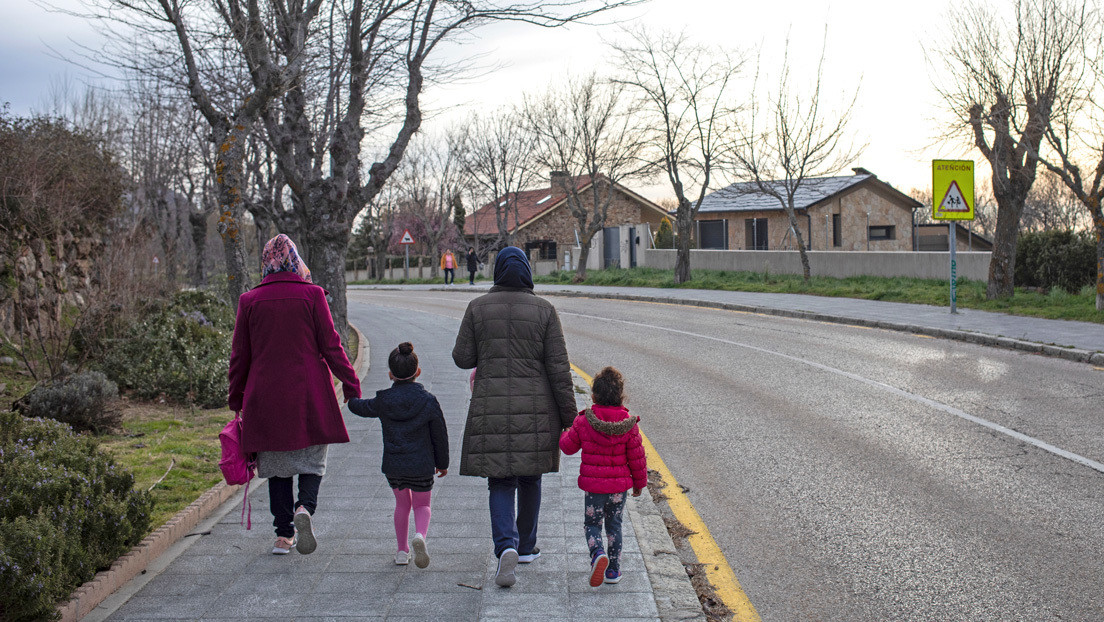 ¿Qué pasa con los niños en España? Seis semanas de estricto confinamiento llegan a su fin para 8 millones de menores