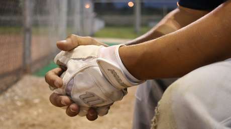 Jugadores, empleados y fanáticos de las Grandes Ligas de Béisbol participarán en el mayor estudio de anticuerpos contra el covid-19