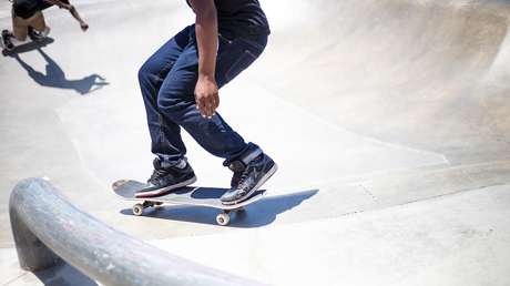 VIDEO: Un niño de 11 años hace historia en la patineta al completar 1.080 grados de giro en una rampa vertical