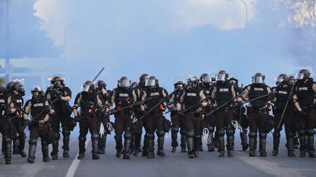 Más de 25 ciudades de EE.UU. declaran el toque de queda y la Guardia Nacional se moviliza tras otra jornada de disturbios