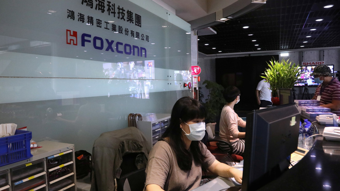 With one foot outside of China, Foxconn expands iPhone production in India by $ 1 billion