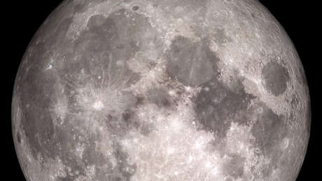 El descubrimiento de metales en el subsuelo de la Luna hace reconsiderar el origen de nuestro satélite