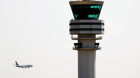 Desarrollan una tecnología que hace a los aviones y buques invisibles al radar