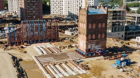 VIDEO: El traslado de un edificio histórico de Moscú en 30 segundos
