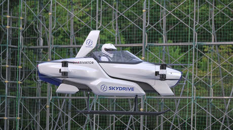 VIDEO: El coche volador tripulado "más pequeño del mundo" realiza una prueba exitosa de vuelo