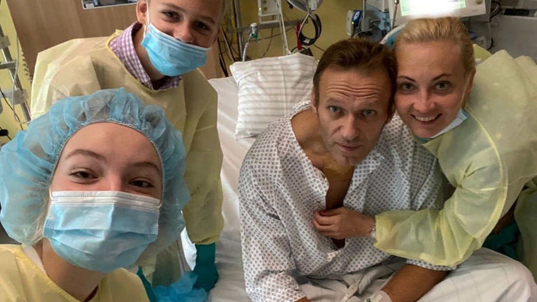 Alexéi Navalny publica su primer 'post' en Instagram tras salir del coma (FOTO)