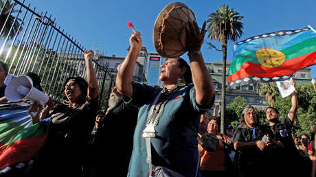 "O nos entregan tierras aptas y suficientes, o va a haber problemas": El histórico conflicto mapuche 'reaparece' en Argentina
