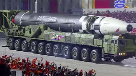 ¿Qué se sabe del "monstruoso" nuevo misil norcoreano que amenazaría al sistema de defensa estadounidense?