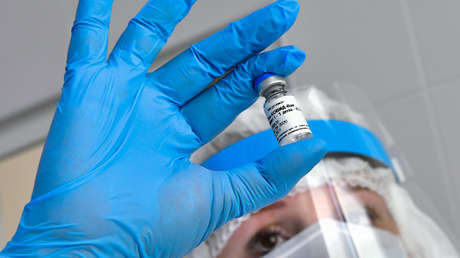 Putin: Rusia registró su segunda vacuna contra el coronavirus, y la tercera "está en camino"