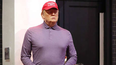 VIDEO: El Museo Madame Tussauds viste la figura de cera de Trump con atuendo de golf porque "está camino de dedicar más tiempo a su deporte favorito"