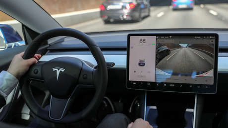 Elon Musk acusa al fabricante chino de automóviles eléctricos Xpeng de robar códigos de Tesla y Apple