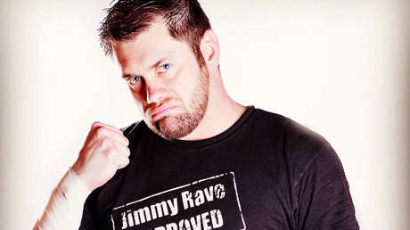 Amputan un brazo al luchador Jimmy Rave tras contraer una infección