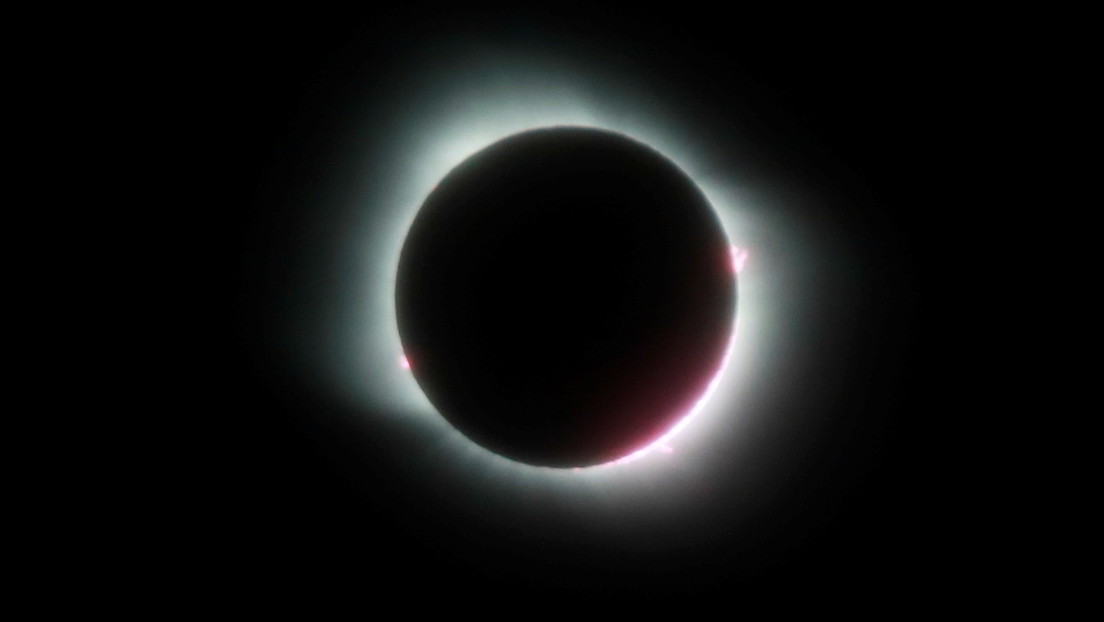 VIDEO: Eclipse solar total visto desde Argentina y Chile