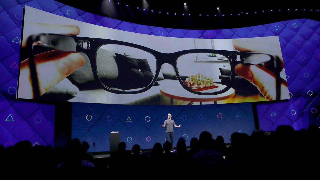 Facebook will launch its smart glasses in 2021 ("Earlier than later") but without augmented reality technology