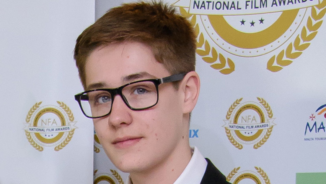 An actor in a popular British series dies at the age of 19 due to a “very rare” condition