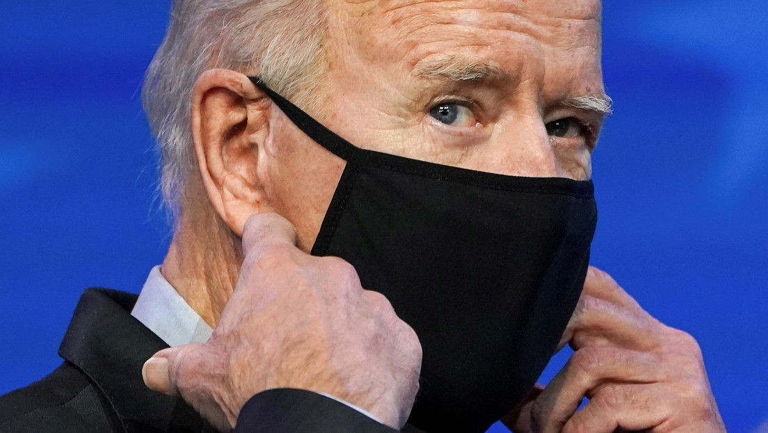 Reported that Biden will cancel the construction permit for the controversial Keystone XL pipeline to Canada on the first day of his tenure