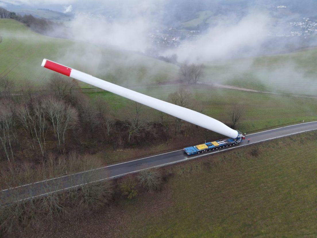 En alturas elevadas: Escaneado 3D de álabe de turbina eólica
