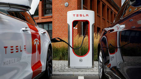 Tesla podría perder su liderazgo en el campo de los vehículos eléctricos a medida que sus competidores se desarrollan