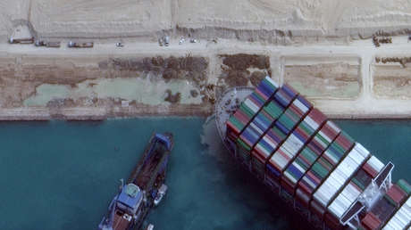 La liberación del carguero Ever Given en el canal de Suez desata una ola de divertidos memes en las redes