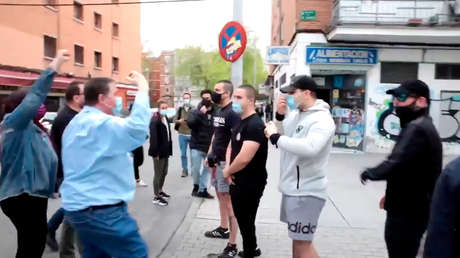 Quiénes son los neonazis a los que plantó cara Pablo Iglesias durante un acto en Madrid (VIDEO)